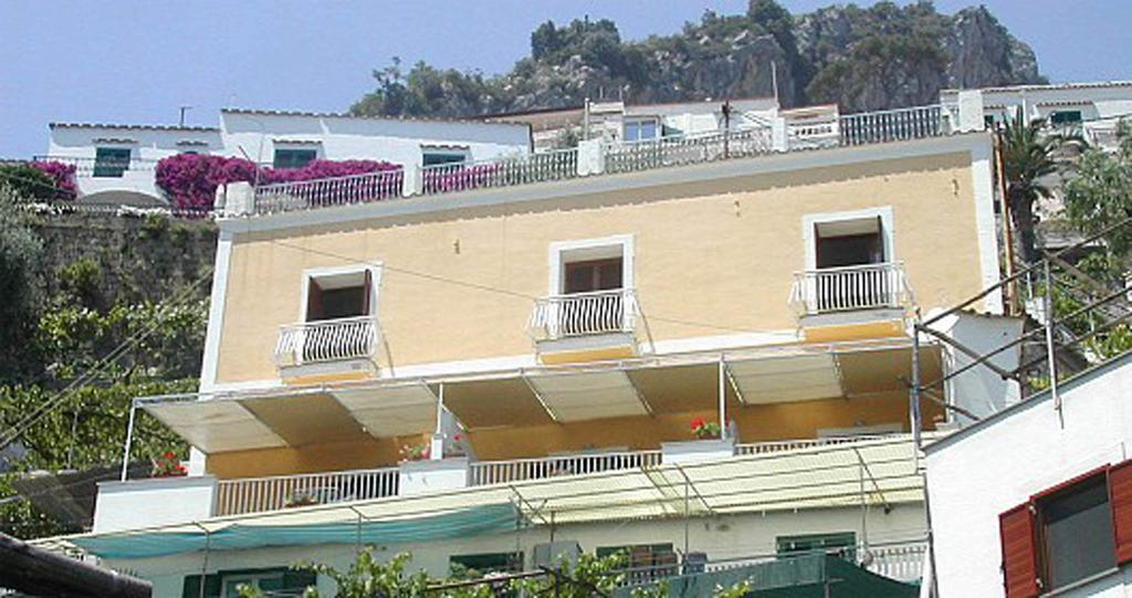 Ludovica Apartment Type B Positano Værelse billede
